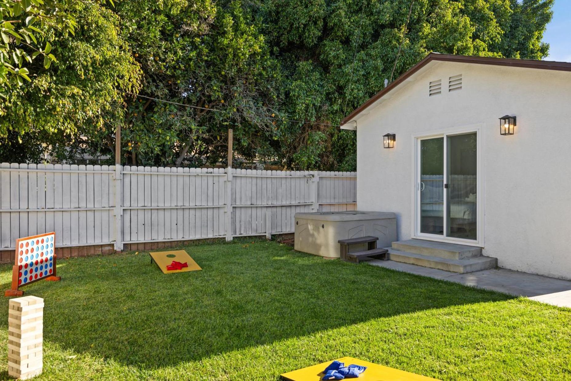 Hébergement de vacances New Listing Culver Modern Retreat 4 Bed With *